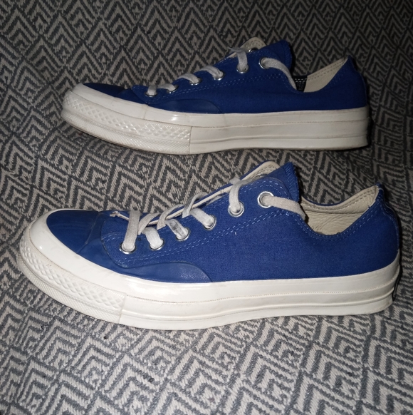Converse Blue and White Sneakers - Picture 4 of 13